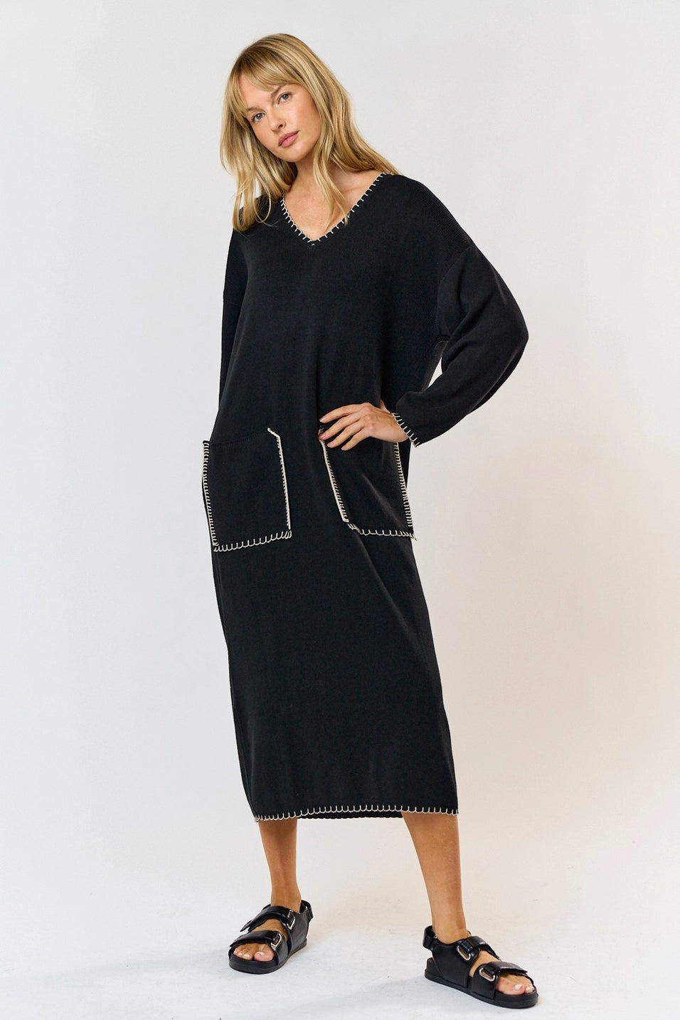 Overlock Stitch Pocket Front Sweater Midi Dress