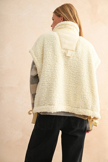 Teddy Fabric Utility Vest Jacket