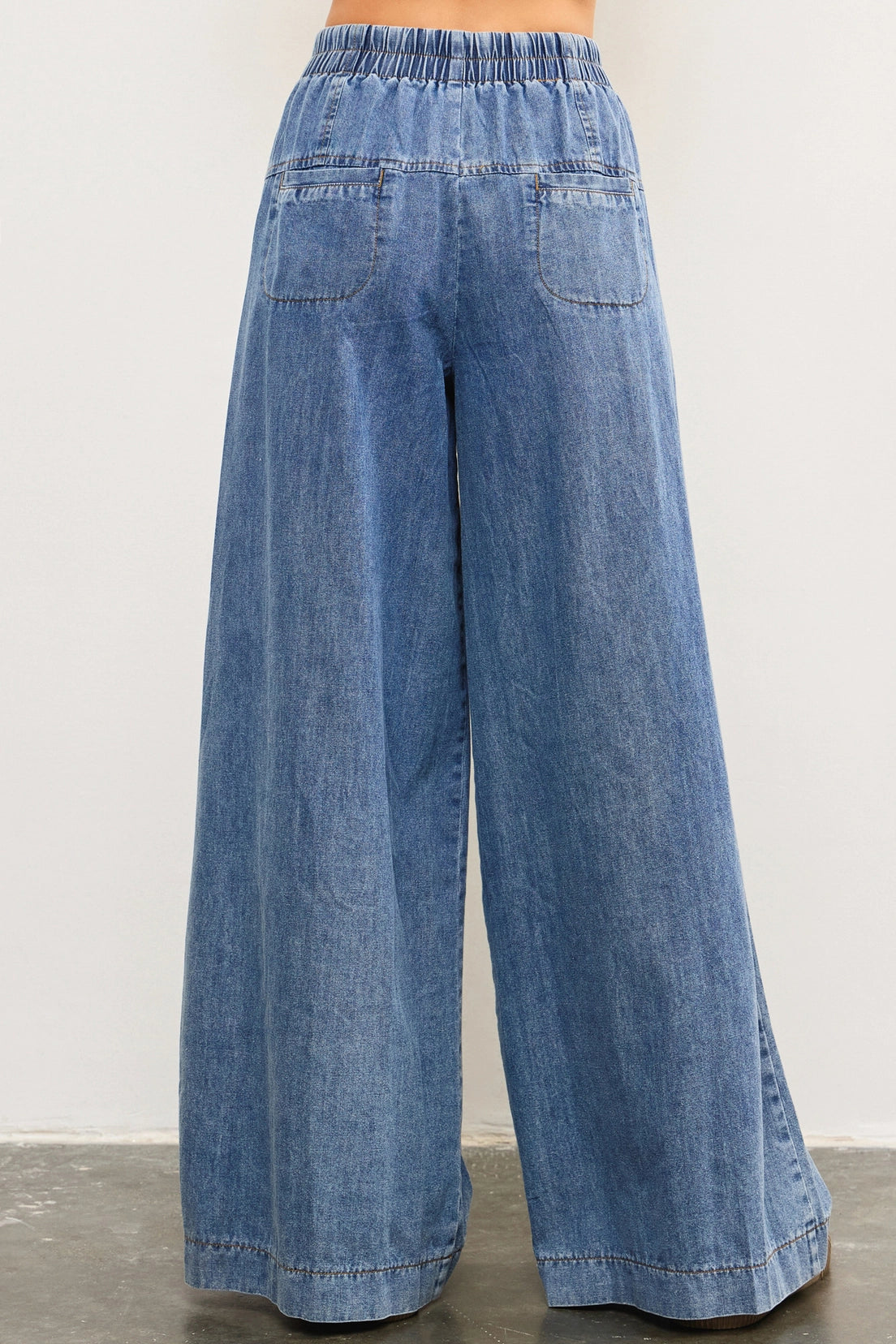 York Front Button Closure Banded Denim Pants