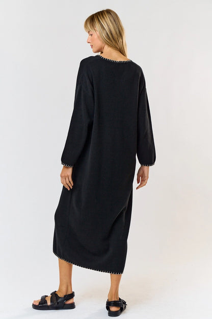 Overlock Stitch Pocket Front Sweater Midi Dress